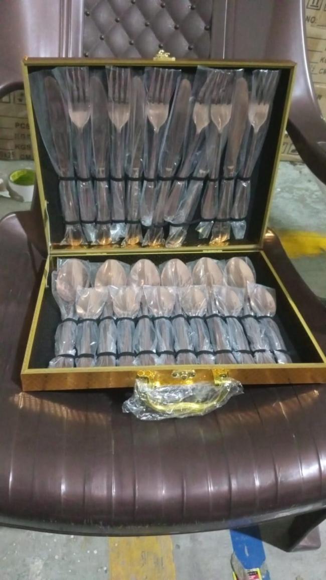 Flatware — 24-Piece Stainless Steel Cutlery Set with Gift Box
